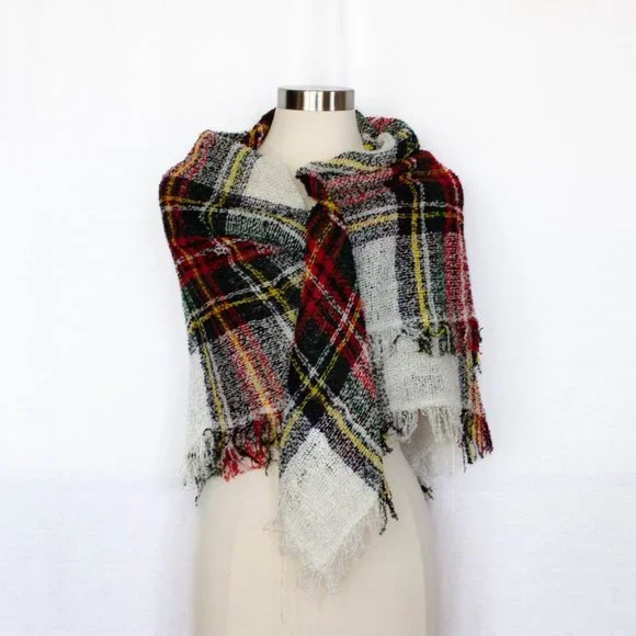 Vintage Tartan Plaid Winter Wrap in White Black Red Green Yellow - Picture 2 of 5